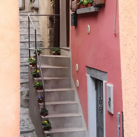 Casa Mina Lake Como Ferienhaus *